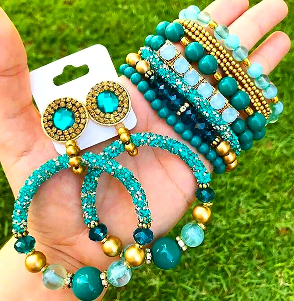 ست گوشواره و دستبند مهره ای 