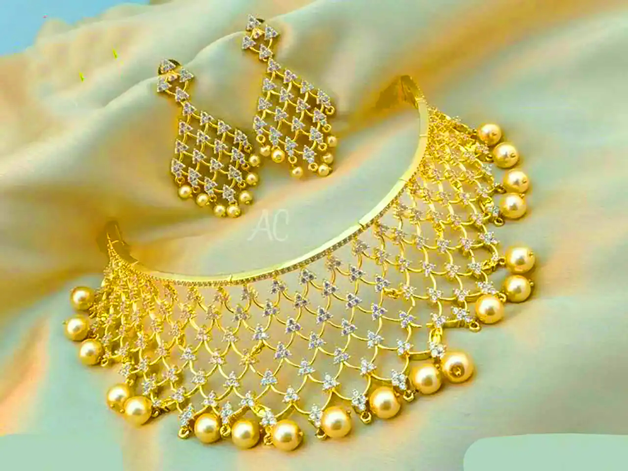 سرویس جواهر طلایی خاص و شیک 