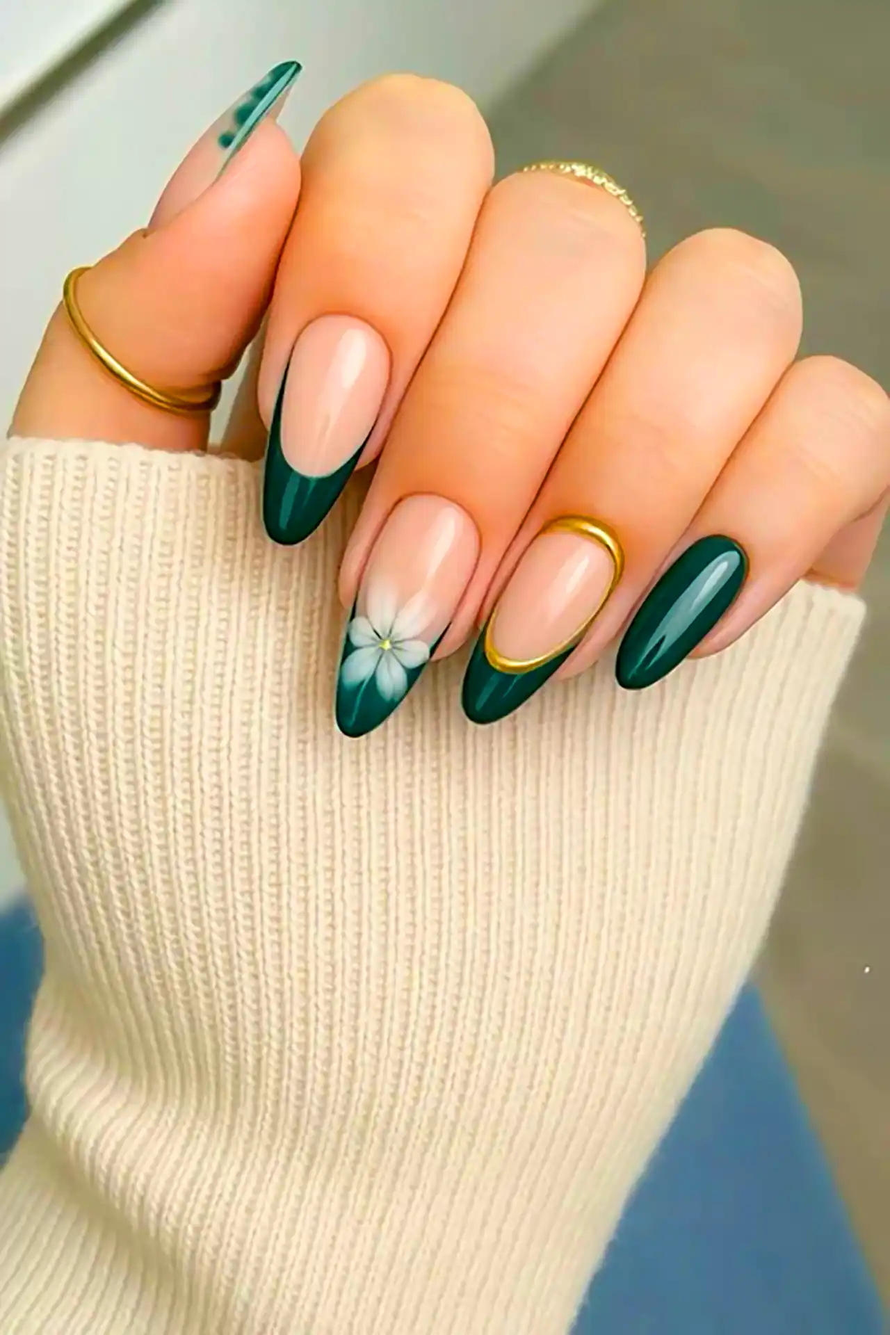 دیزاین ناخن سبز فانتزی