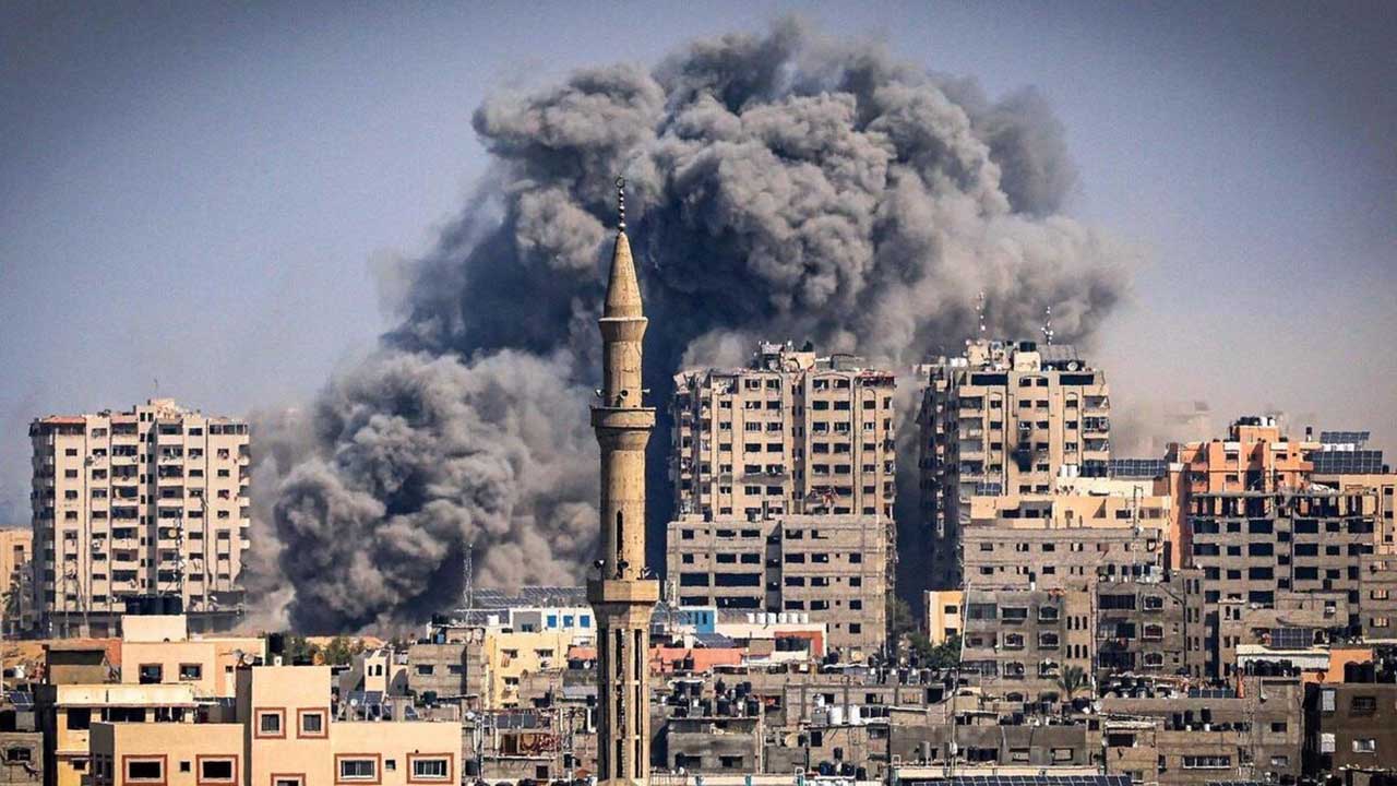 بمباران بامدادی بیمارستان اندونزیِ غزه توسط رژیم صهیونیستی / تعداد شهدای غزه به بیش از ۱۳ هزار نفر رسید 