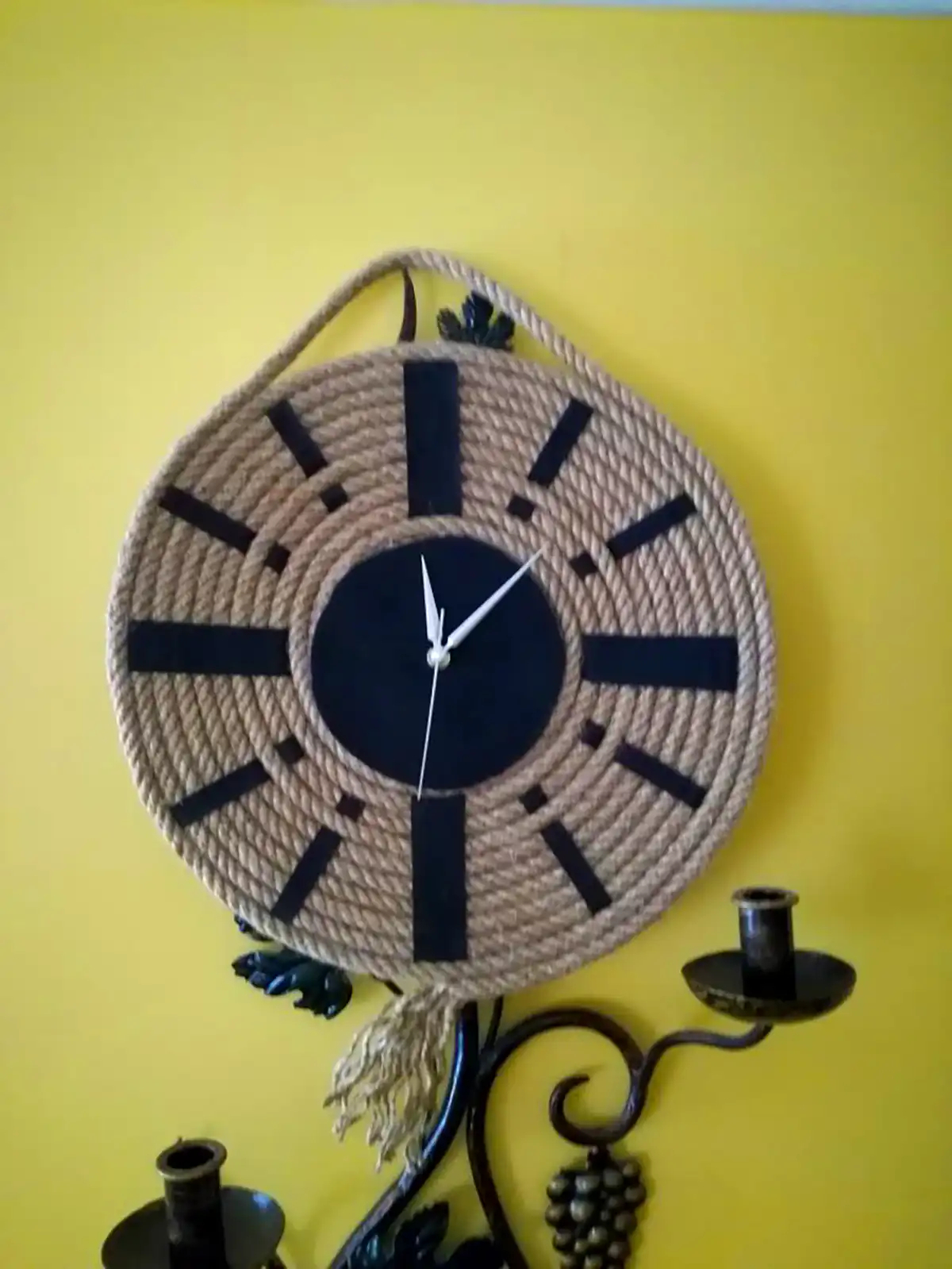 ساعت دیواری کنفی 