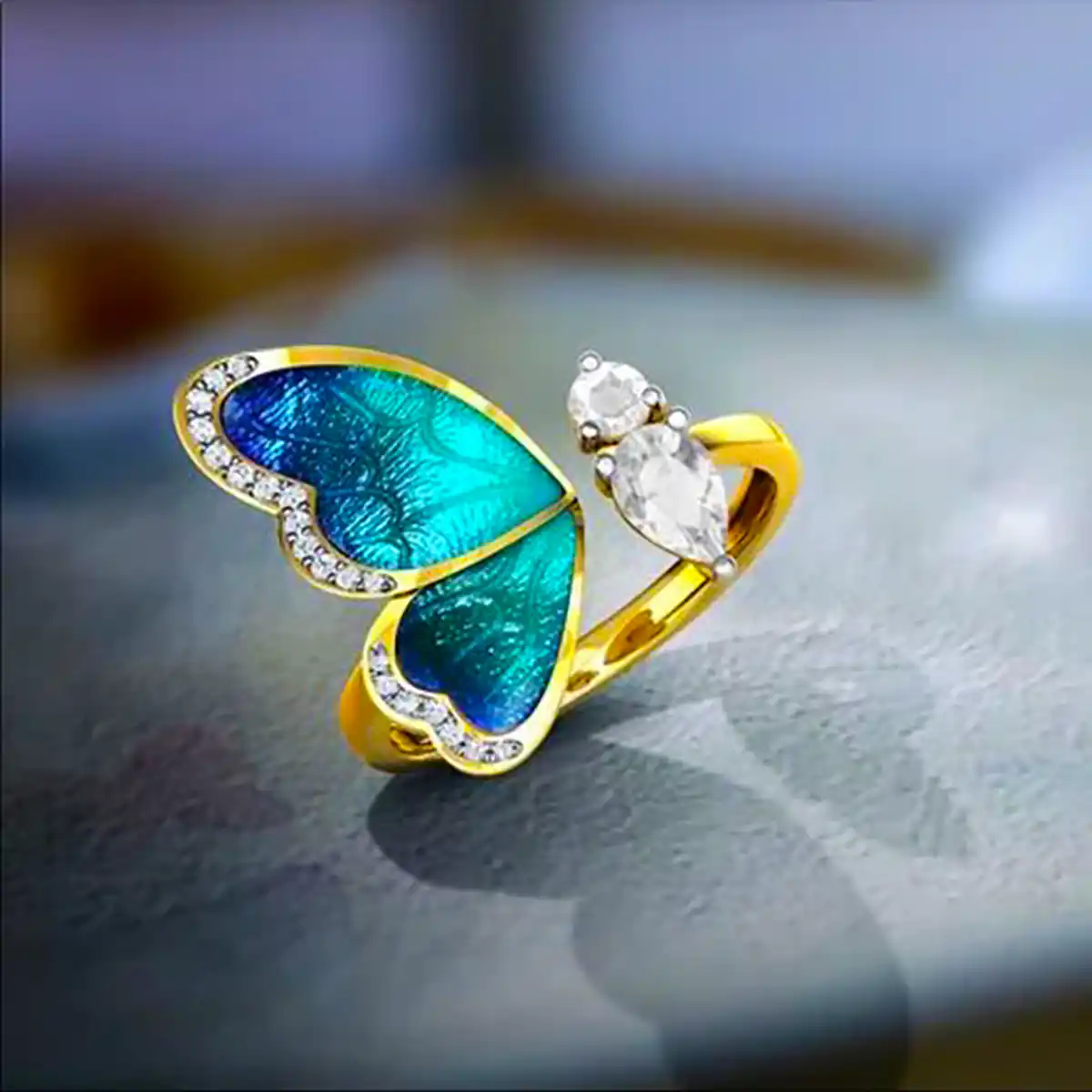 انگشتر کیوت پروانه ای طلا