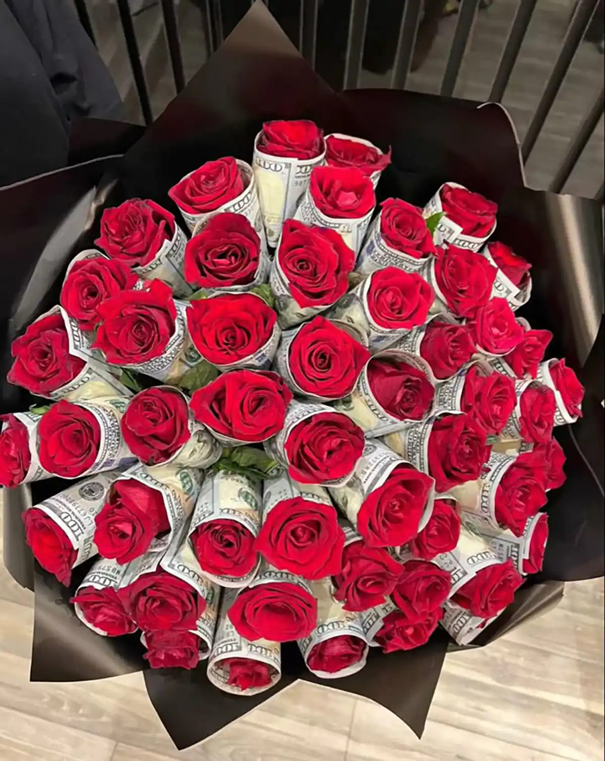 باکس گل لاکچری باکس گل و پول باکس گل تولد باکس گل خالی باکس گل مردانه باکس گل ارزان  