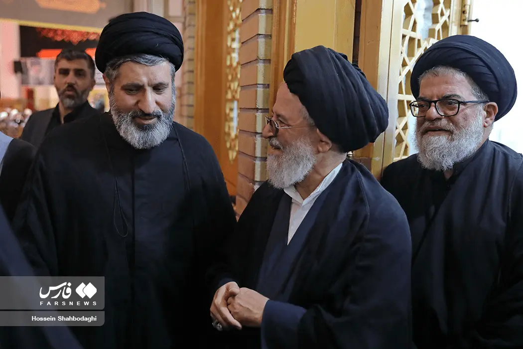 تصاویر: مراسم ترحیم آیت الله شبیری زنجانی در حرم حضرت فاطمه معصومه(س)