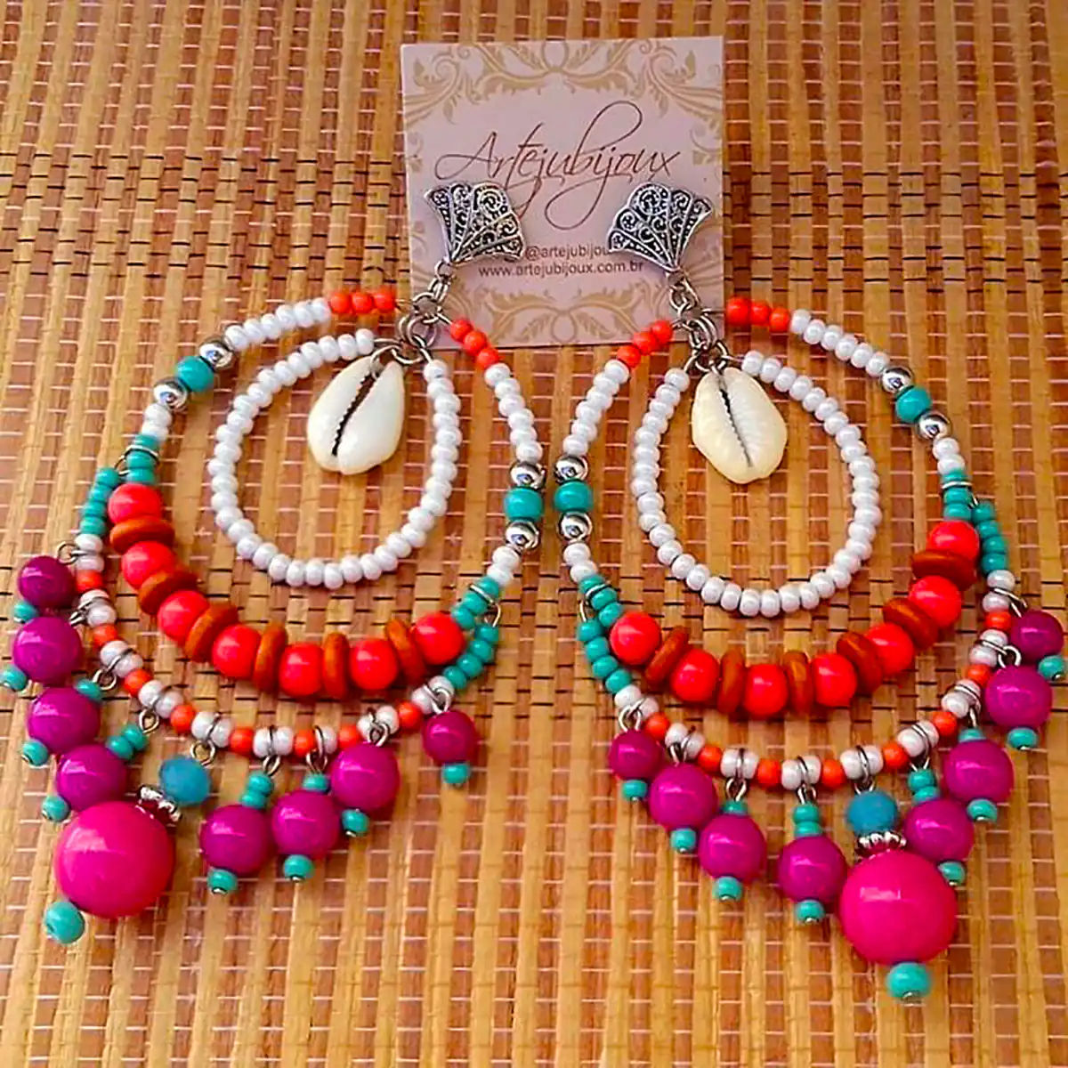 گوشواره حلقه ای مهره ای