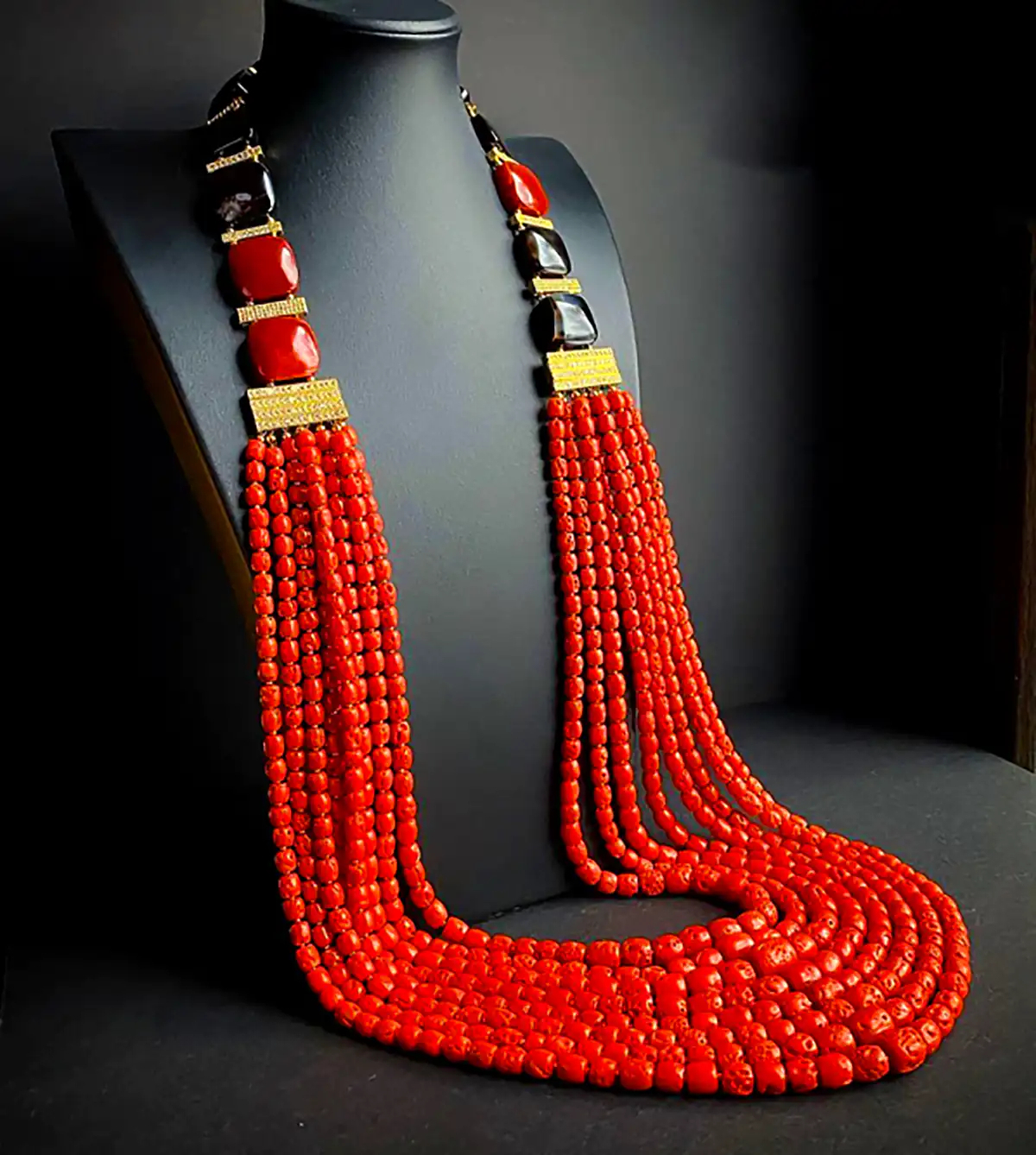 گردنبند مهره ای قرمز شیک