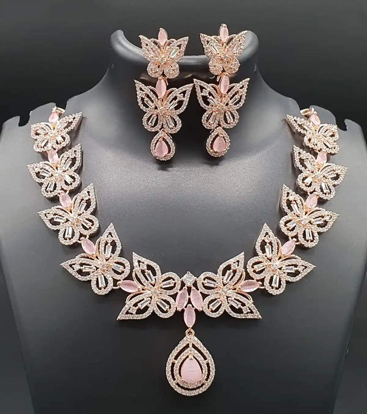 گوشواره آویز طلا
گوشواره طلا جدید
لیست قیمت گوشواره طلا
گوشواره آویز بلند
گوشواره حلقه ای طلا
گوشواره حلقه ای آویزدار
