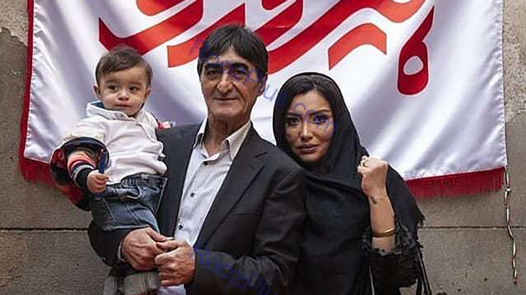 ناصر محمدخانی و همسرش در جشن تولد پسرشان