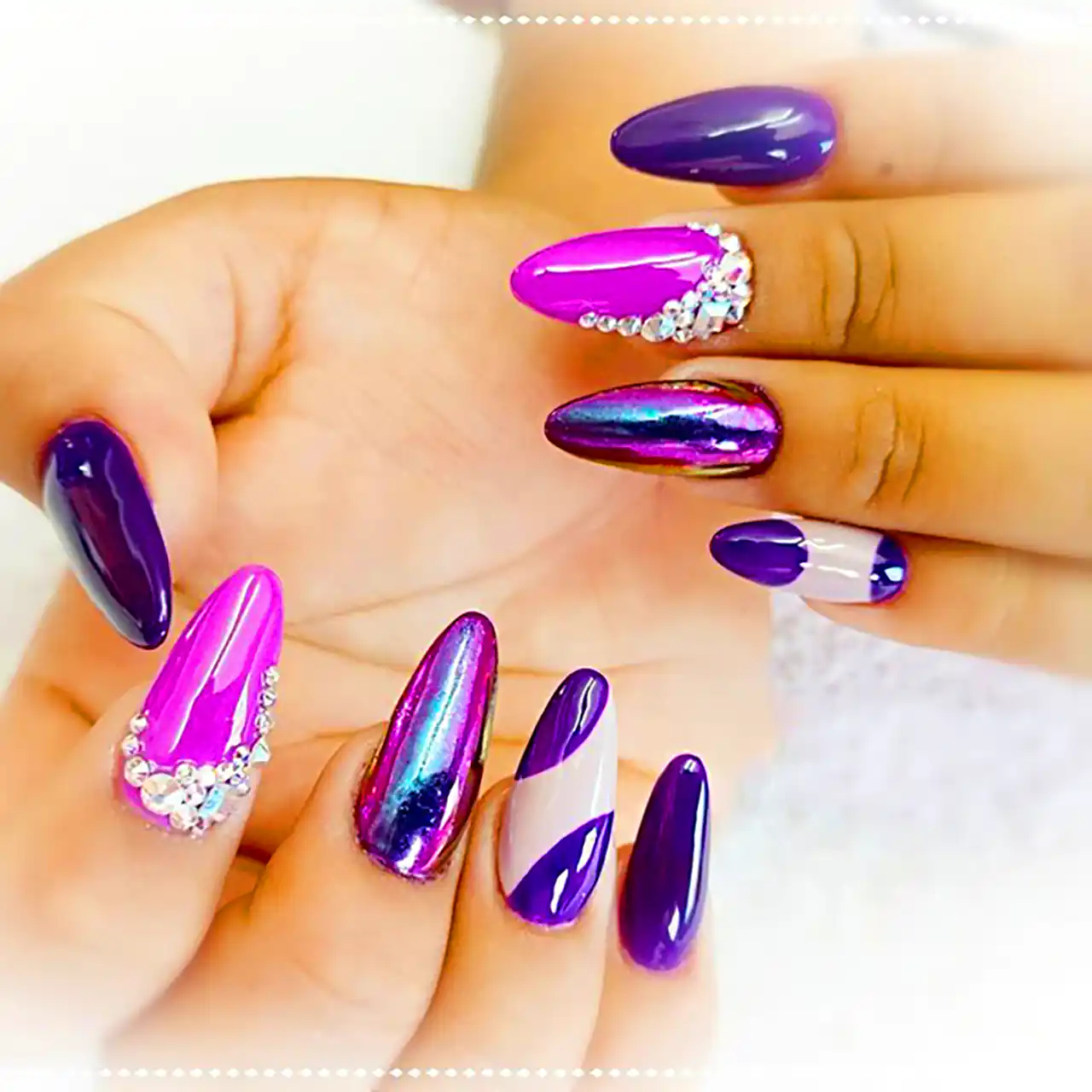 مدل ناخن بادامی شیک 