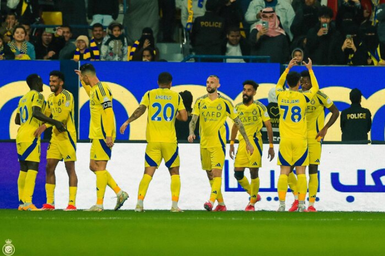 النصر و استقلال