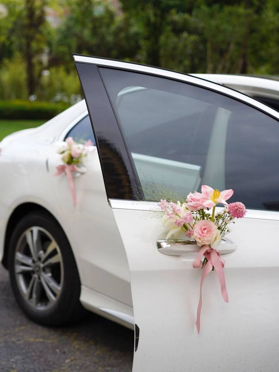 تزئین ماشین عروس تصویر