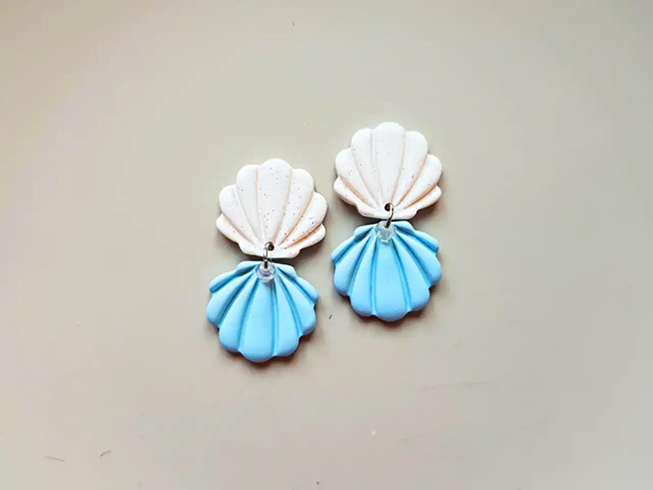 گوشواره طرح صدف دریایی