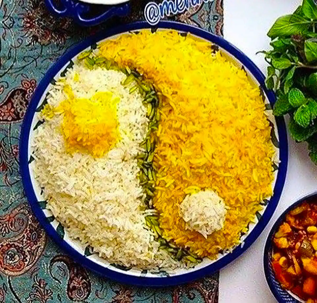 دیزاین پلو زعفرانی