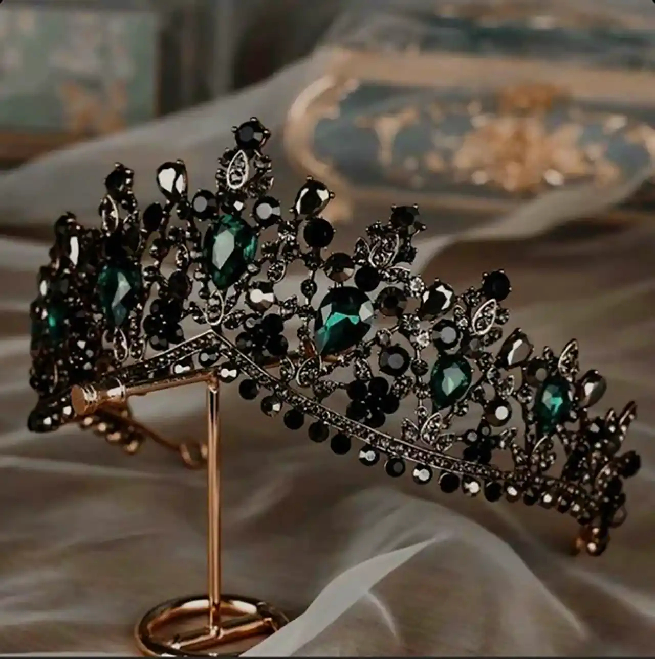 تاج پرنسسی برای حنابندون