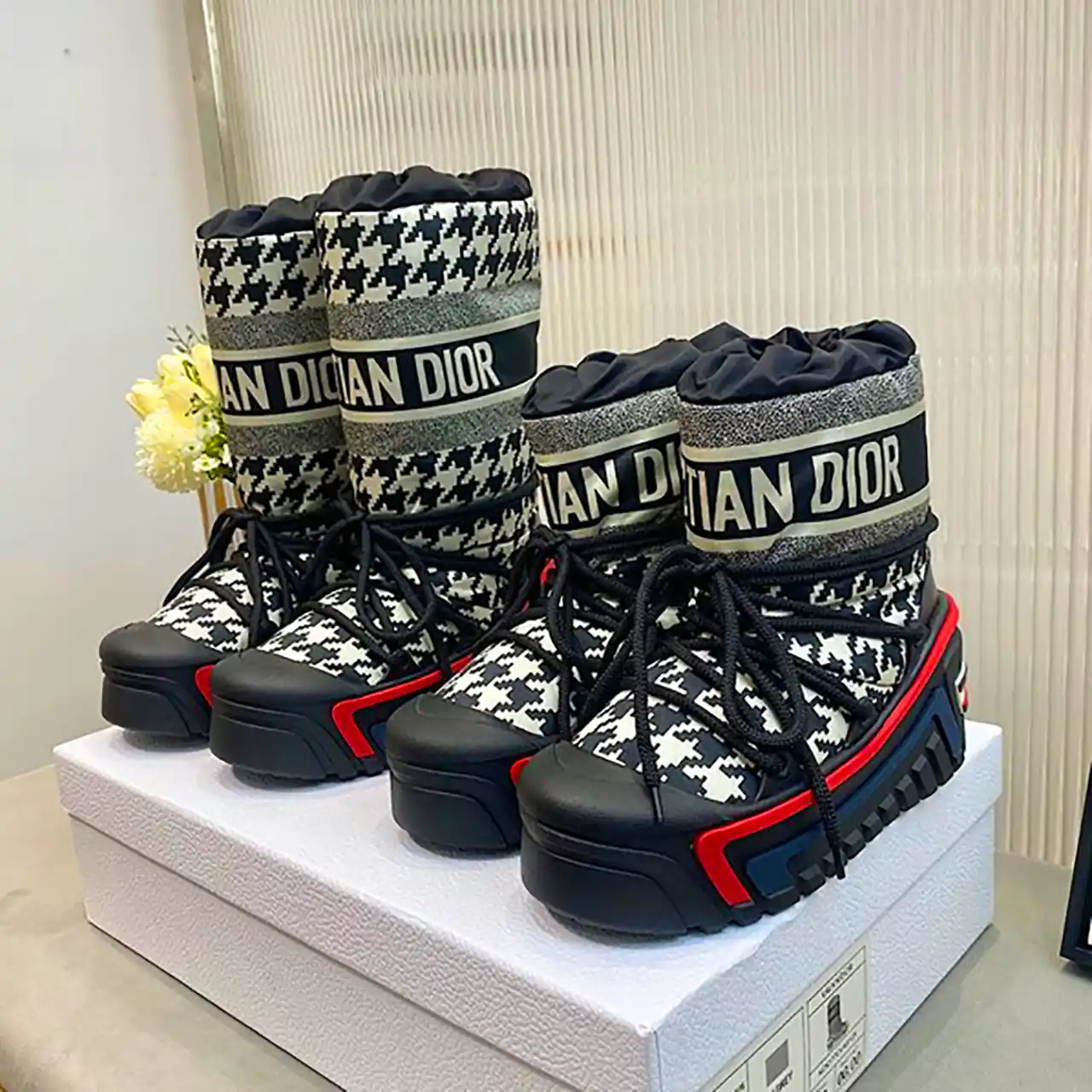 بوت زنانه خاص و شیک 