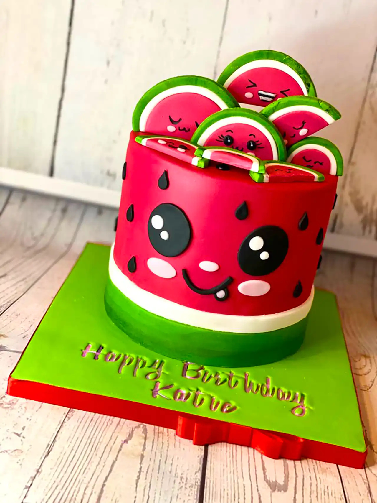 کیک هندوانه ای یلدایی