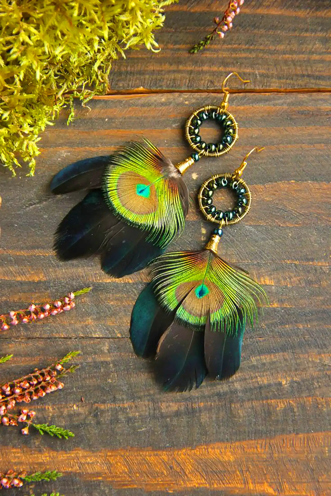 گوشواره پر طاووسی خاص