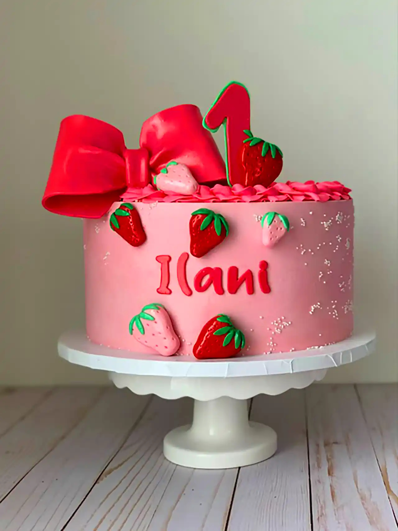 کیک تولد دخترتوت فرنگی