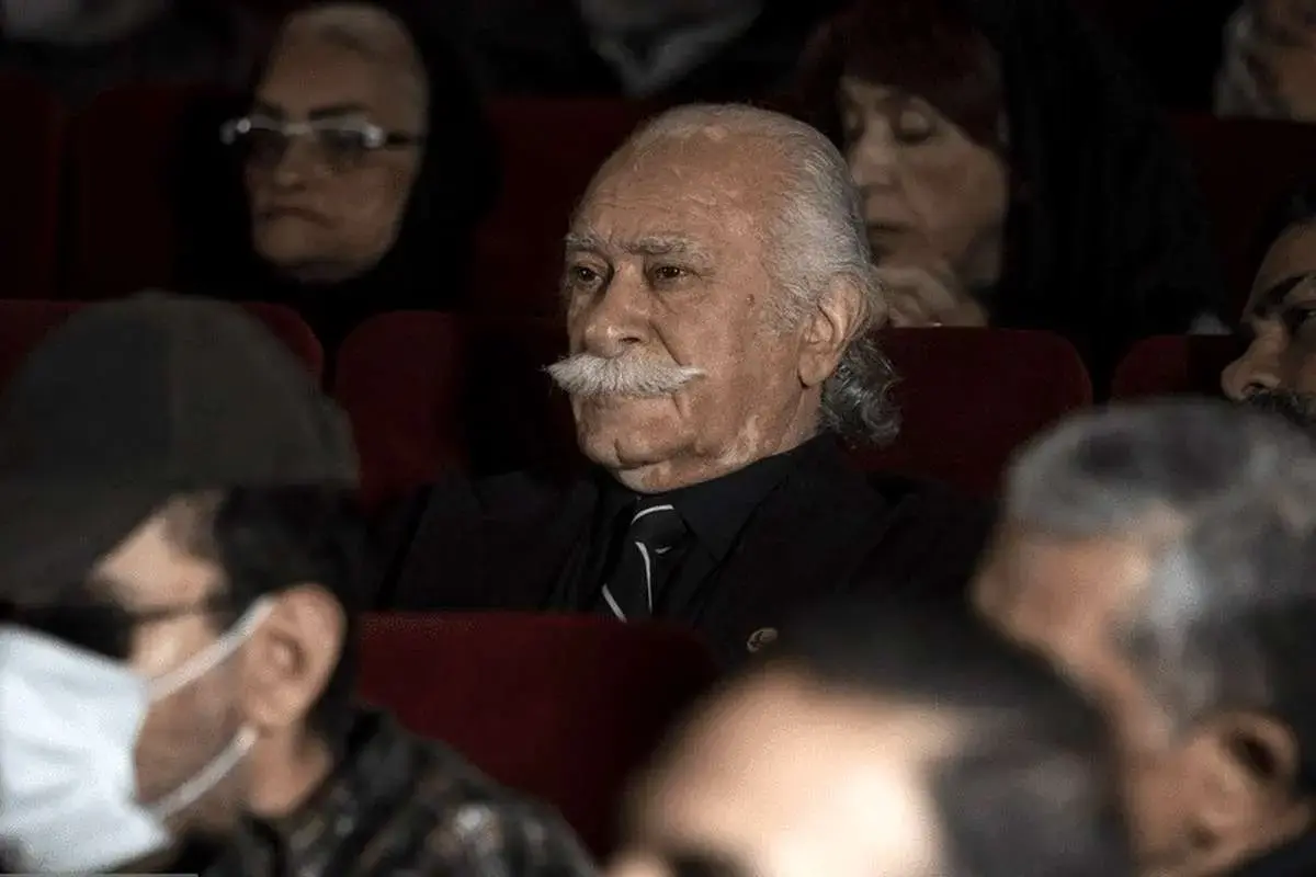 یادبود رضا رویگری