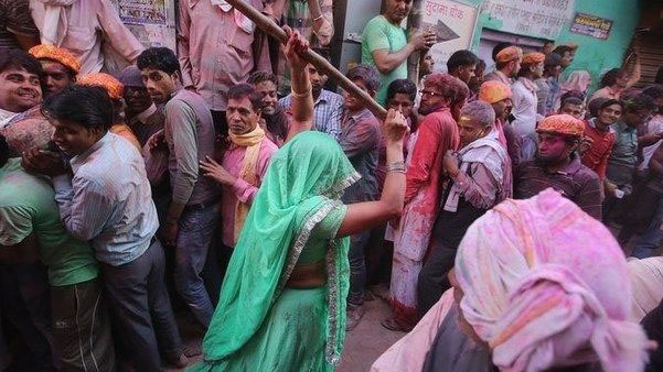 جشنواره کتک زدن در هند