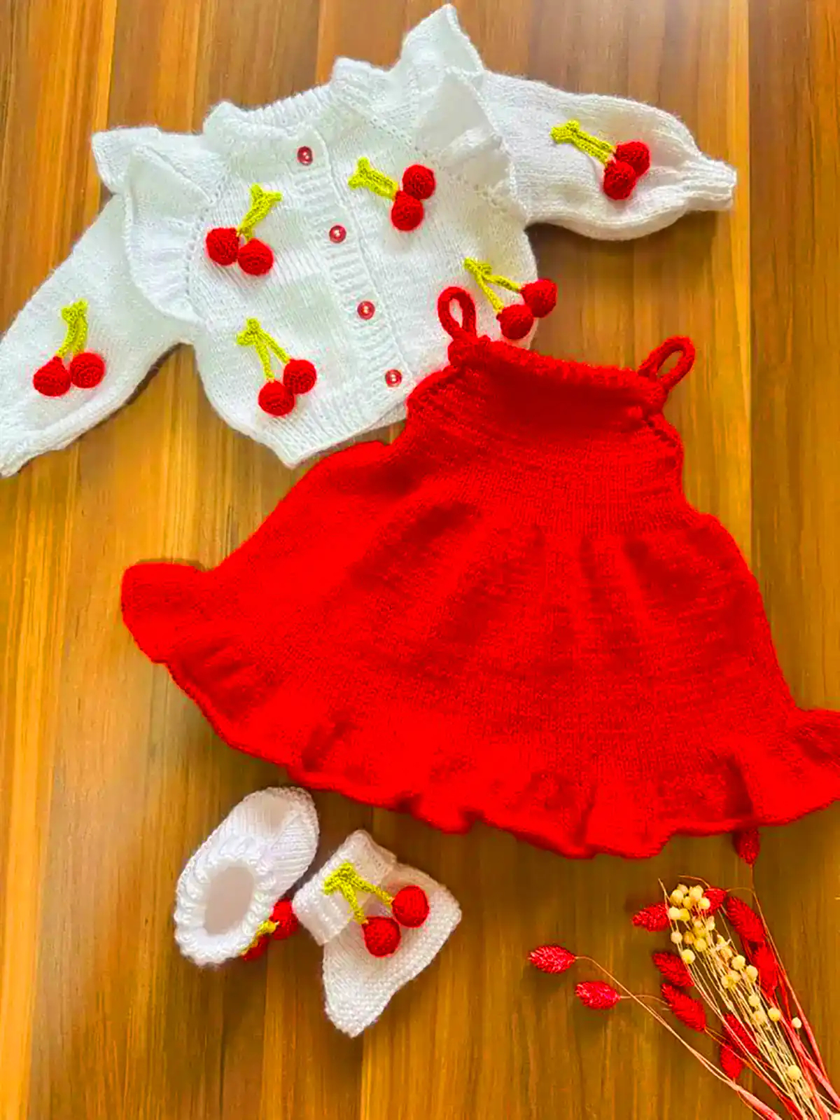 ست بافتنی بچه گانه