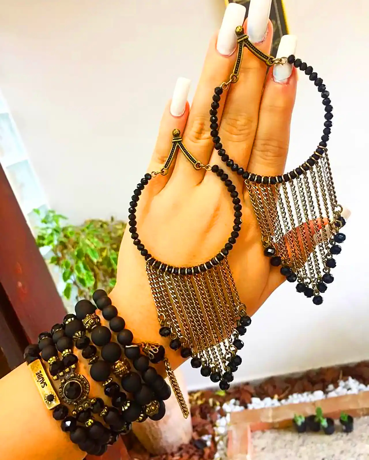 گوشواره منگوله دار خاص 