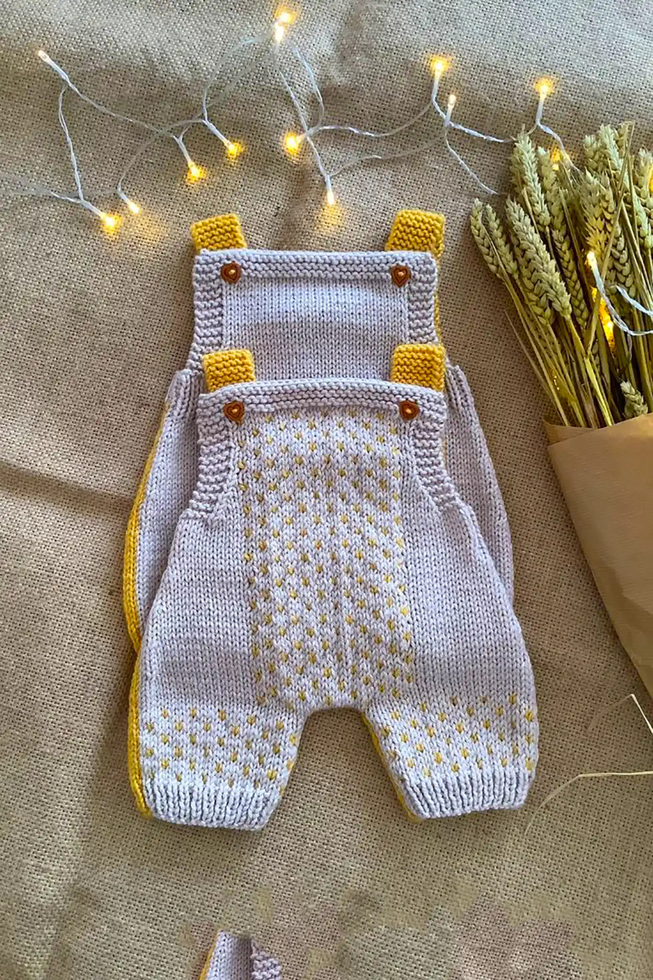 ست لباس بافتنی نوزادی زیبا 