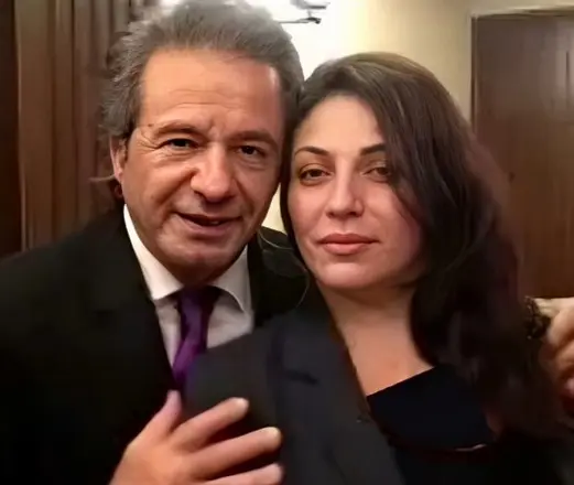 افشاگری زنده یاد عارف در آخرین مصاحبه اش/ محمد خردادیان و همسر سابقم ازم کلاهبرداری کردن