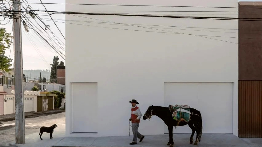 خانه کاملا سفید، مکزیک، استودیوی معماران ایچ‌دابلیو