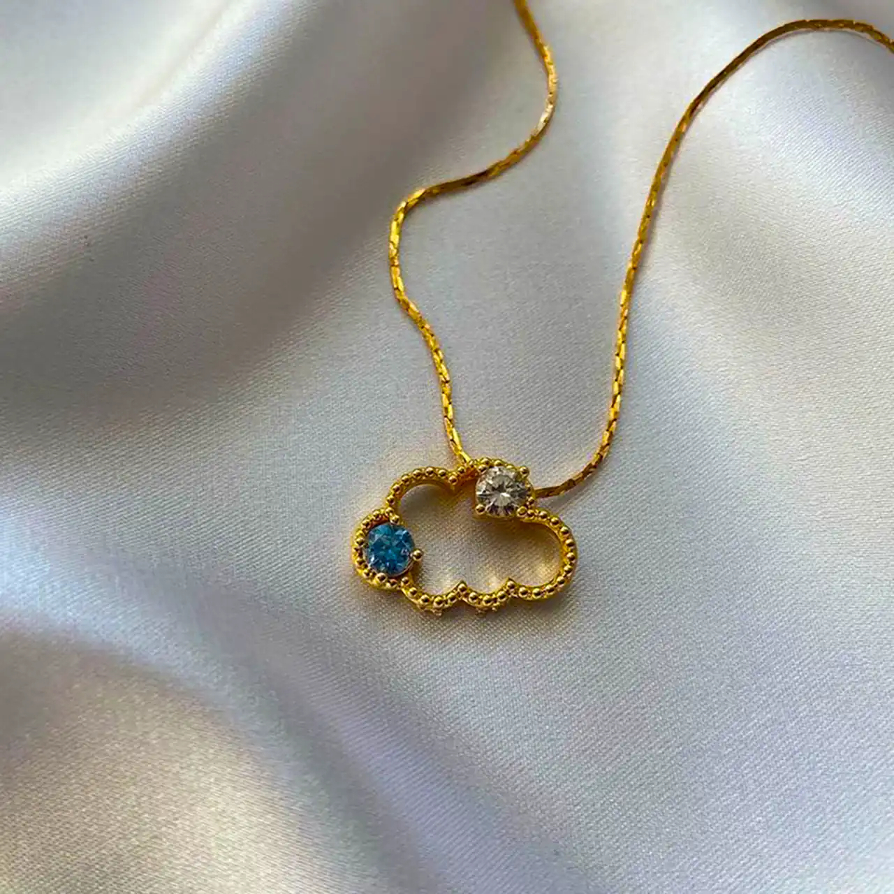 گردنبند طرح ابر