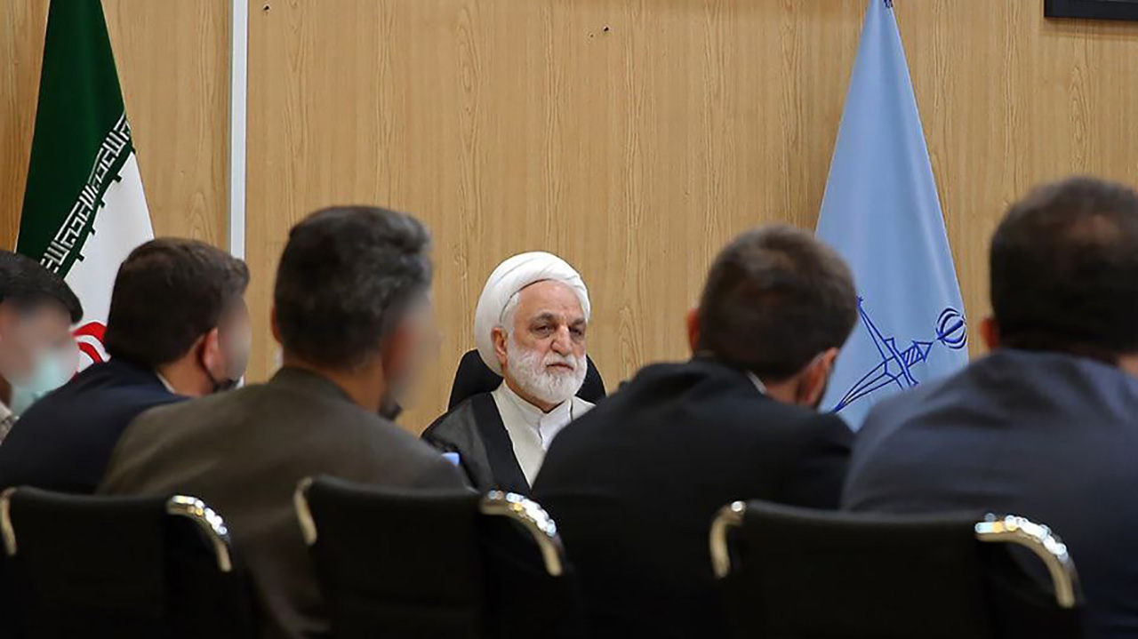 غلامحسین محسنی اژه‌ای، روز سه‌شنبه از دادسرای شهید مقدس - جرایم امنیتی - تهران بازدید کرد