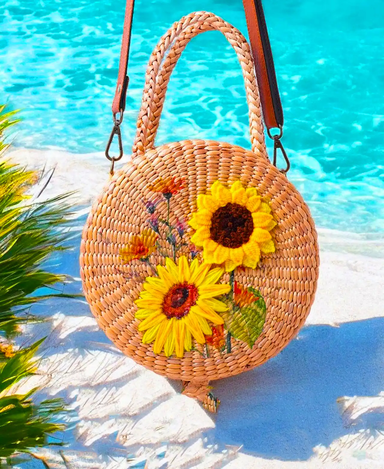 کیف حصیری با گلدوزی شیک