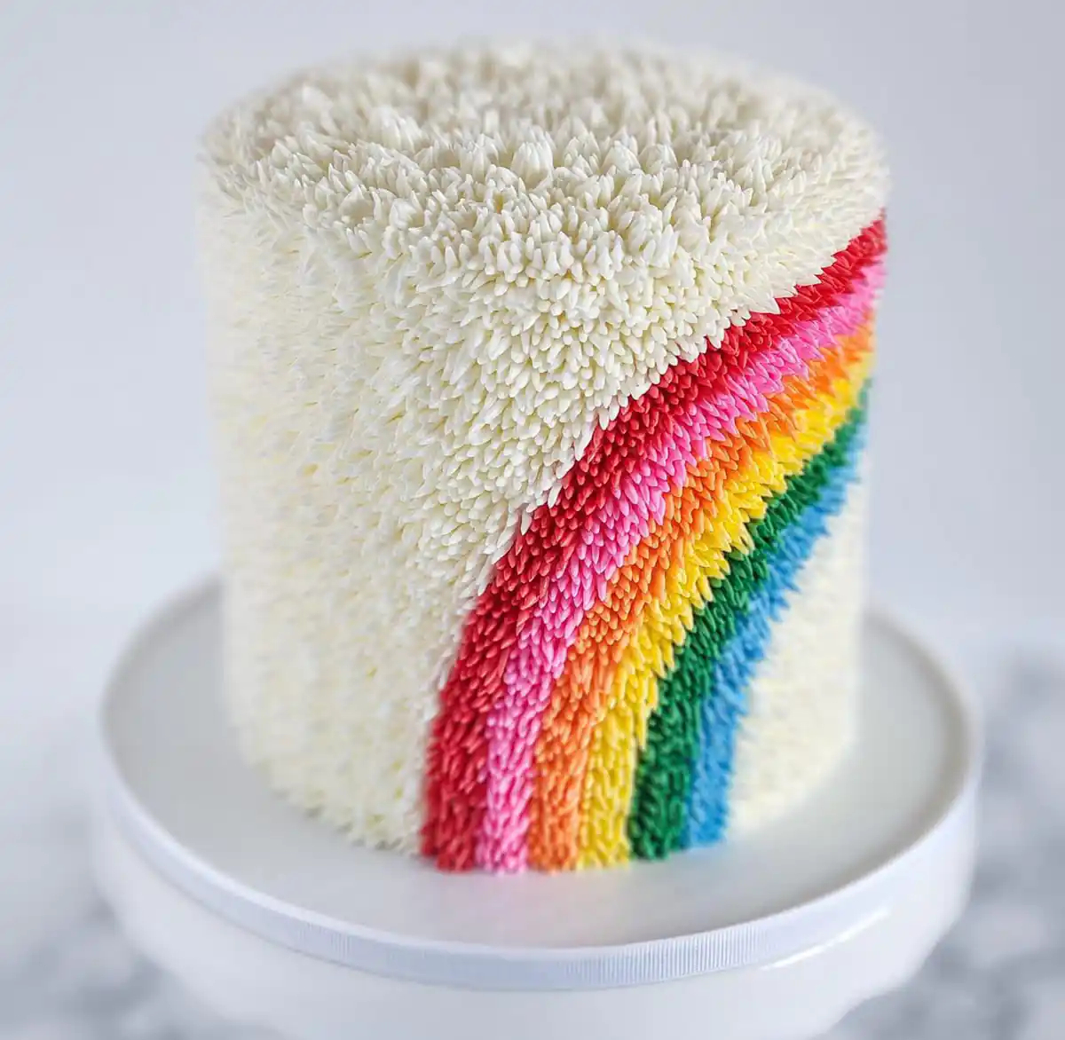 عکس کیک تولد دخترانه شیک و ساده