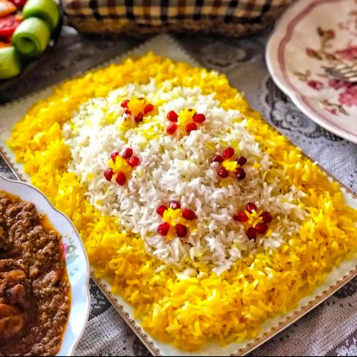 دیزاین پلو زعفرانی