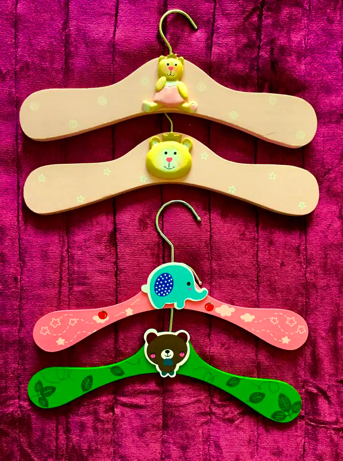 چوب لباسی فانتزی برای سیسمونی