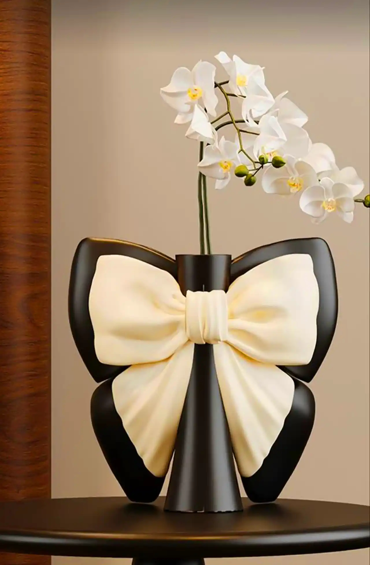 مدل گلدان دکوری با طرح خاص