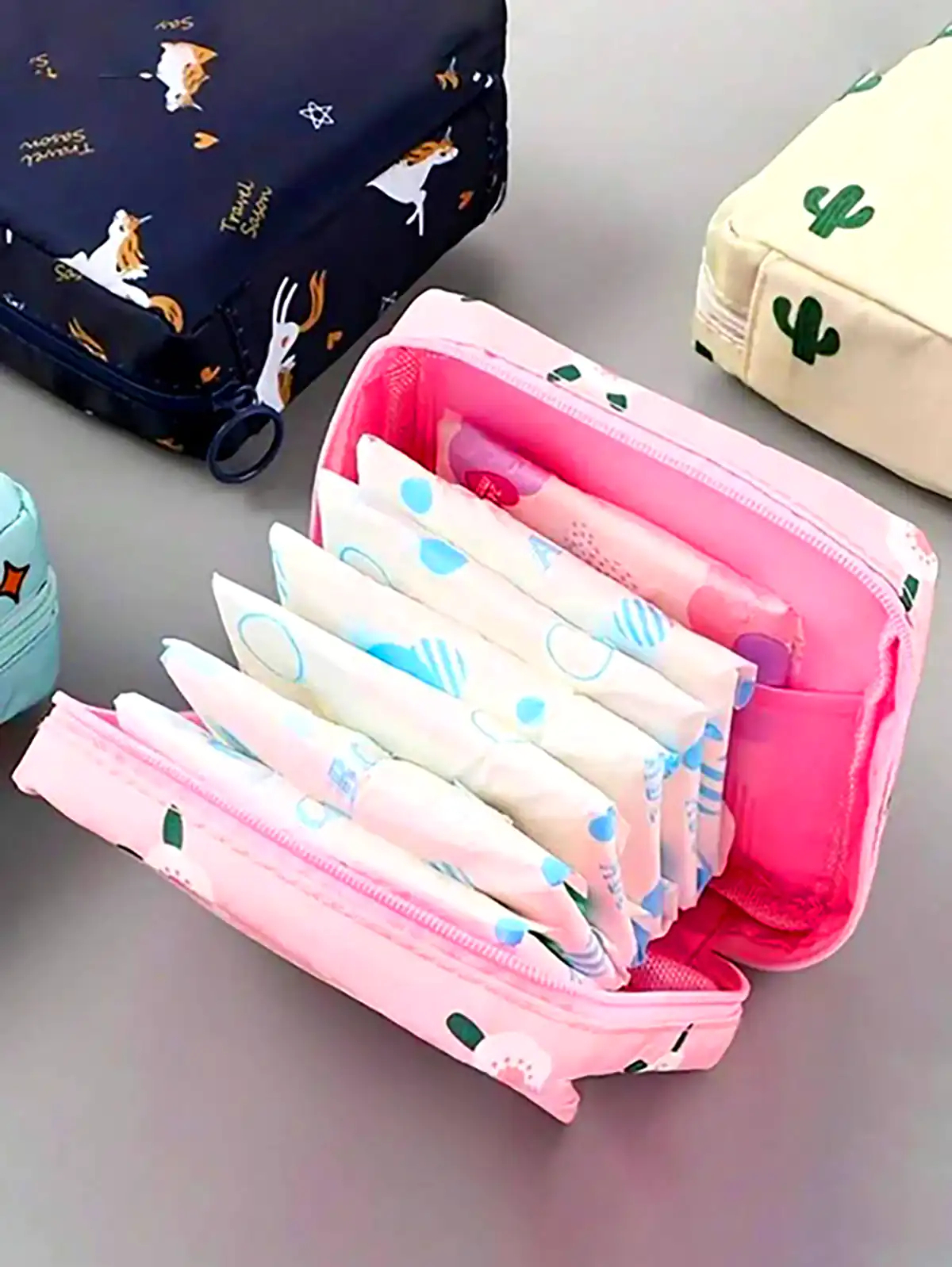 کیف پارچه‌ای لوازم بهداشتی
