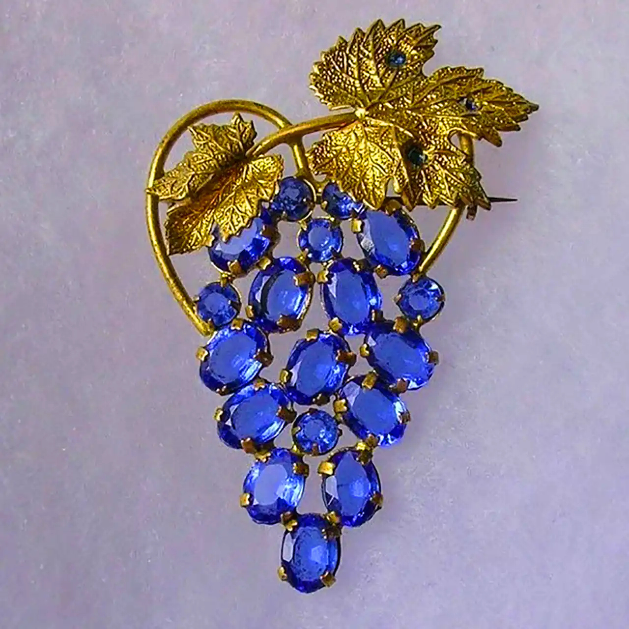 اکسسوری تزئینی خوشه انگور