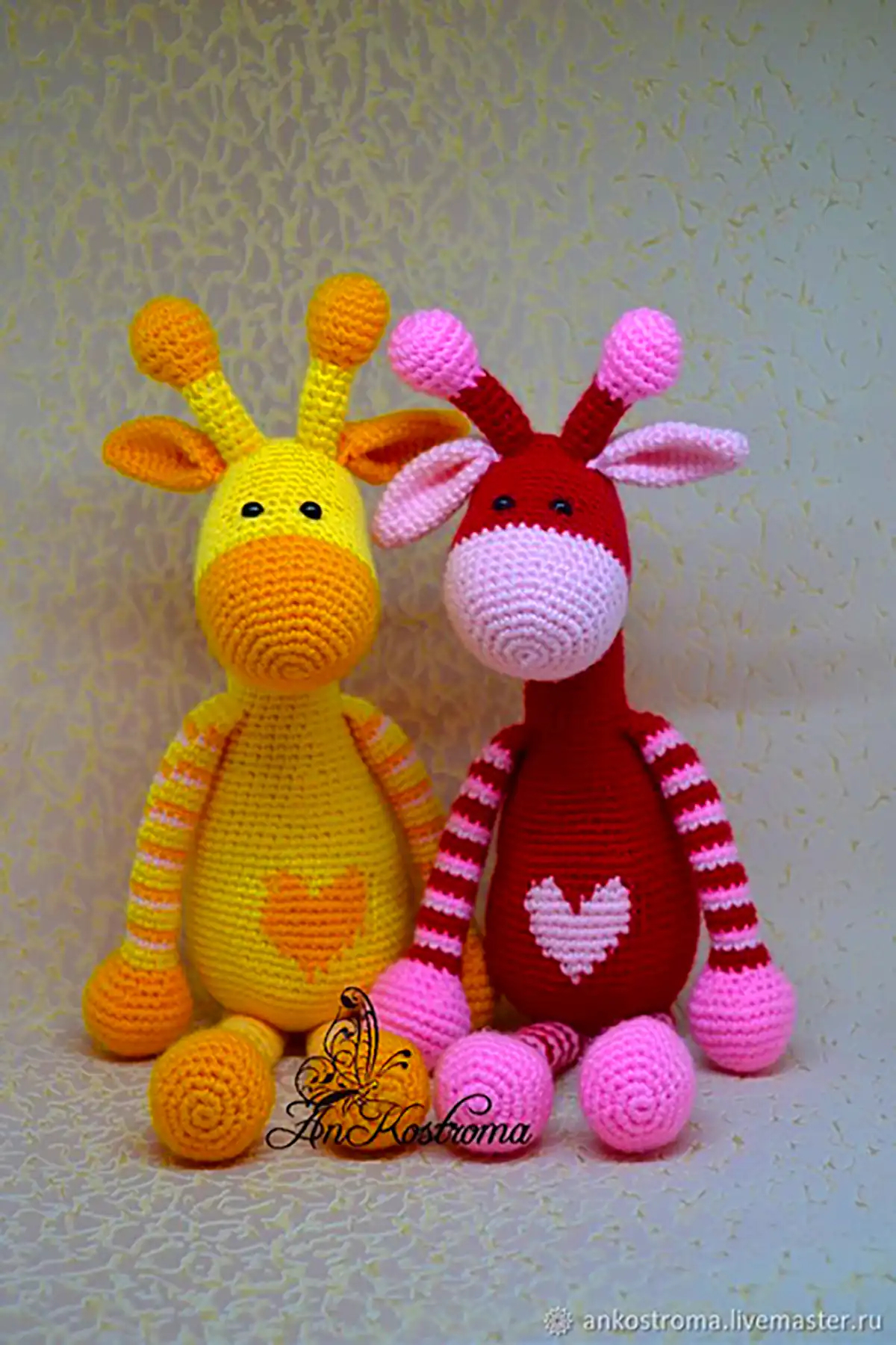 عروسک بافتنی زرافه دخترانه