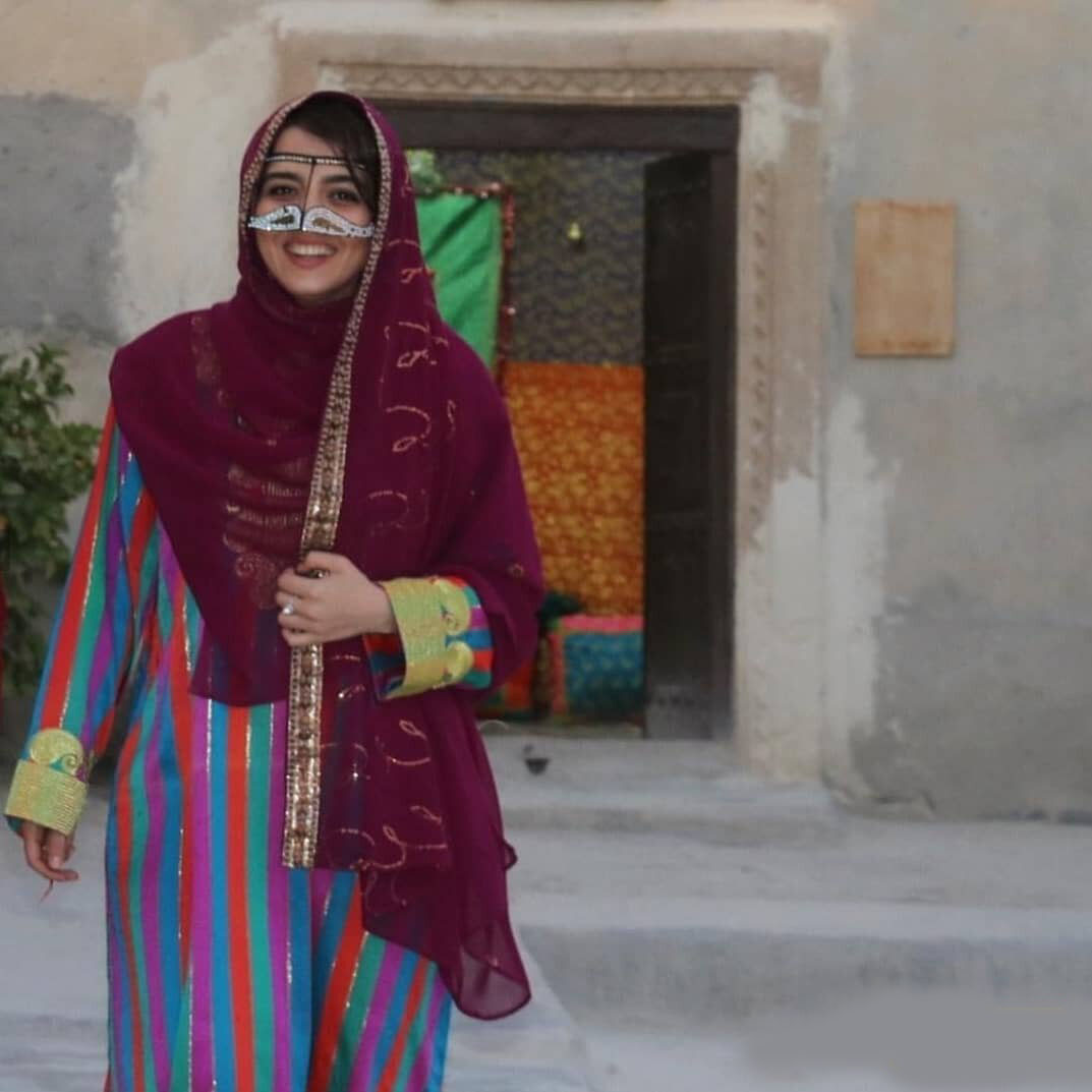 خواهر نرگس محمدی