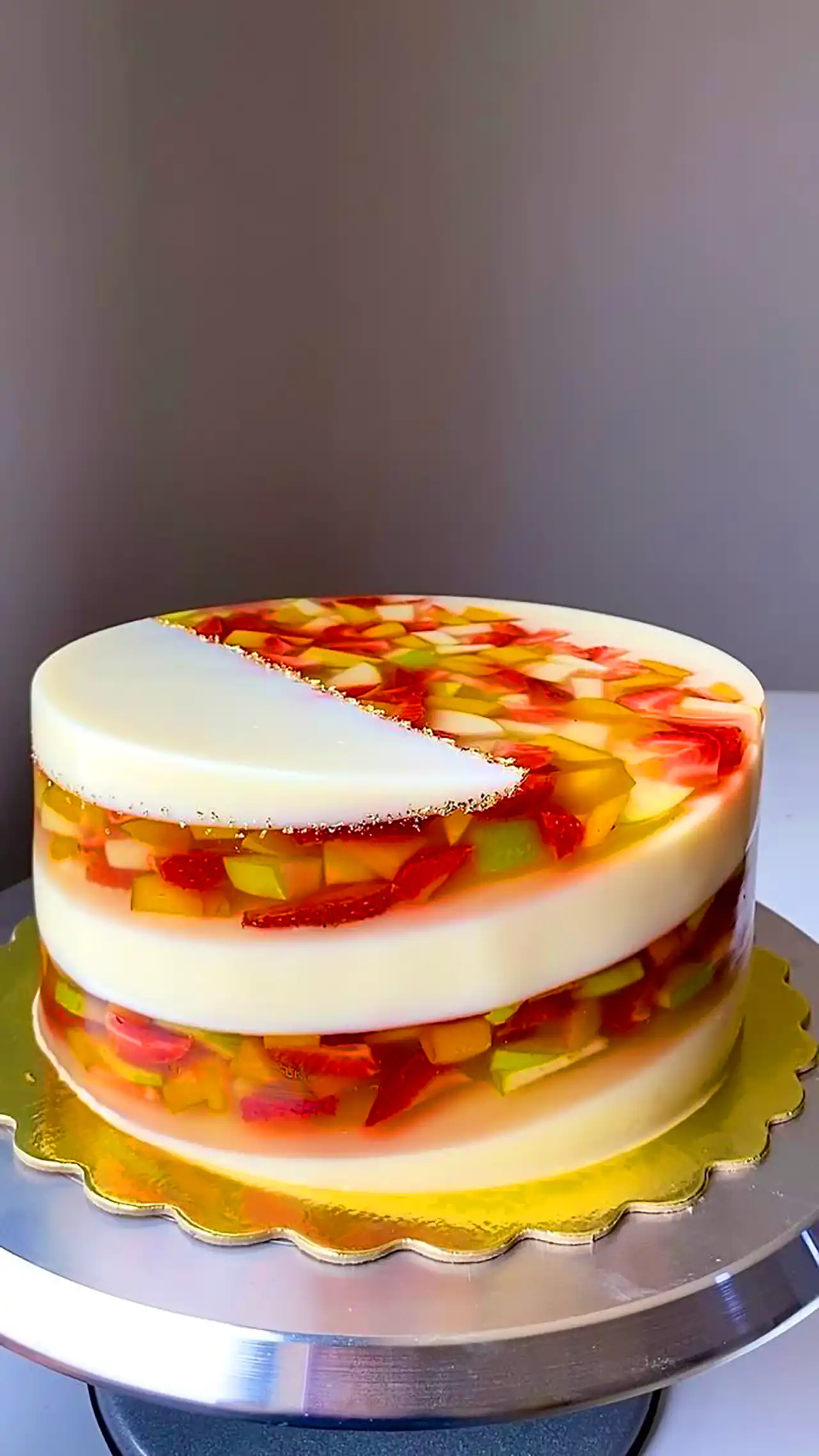 سرو ژله خوش رنگ مجلسی 