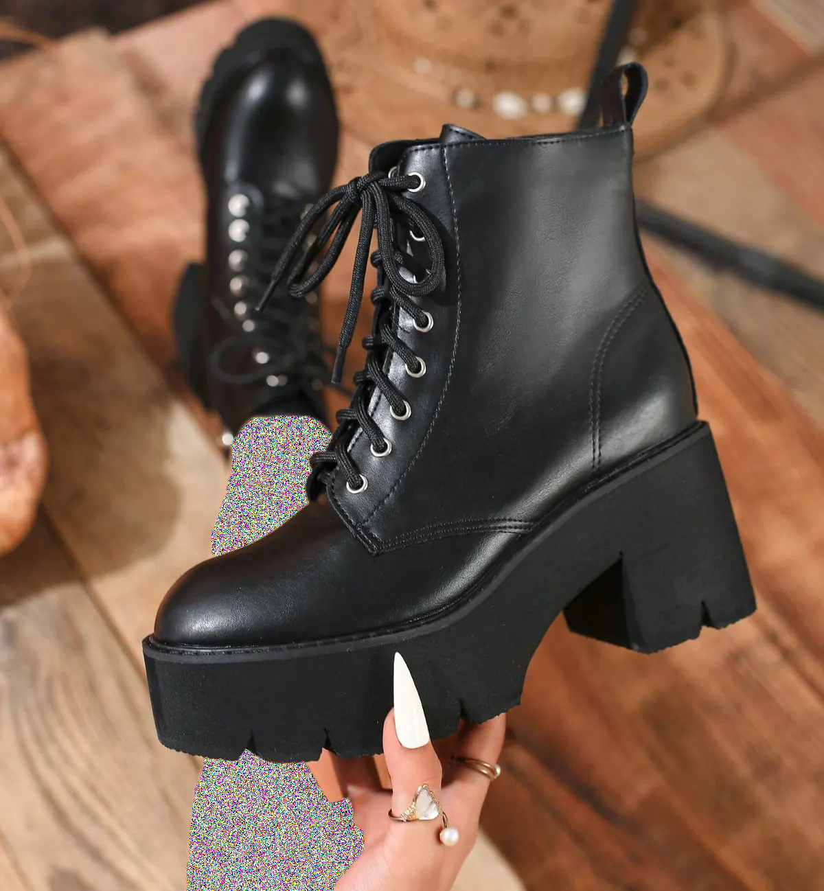 کفش پلتفرم پاشنه دار