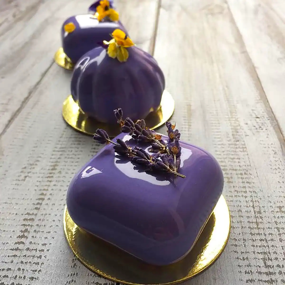 کیک تولد بلوبری