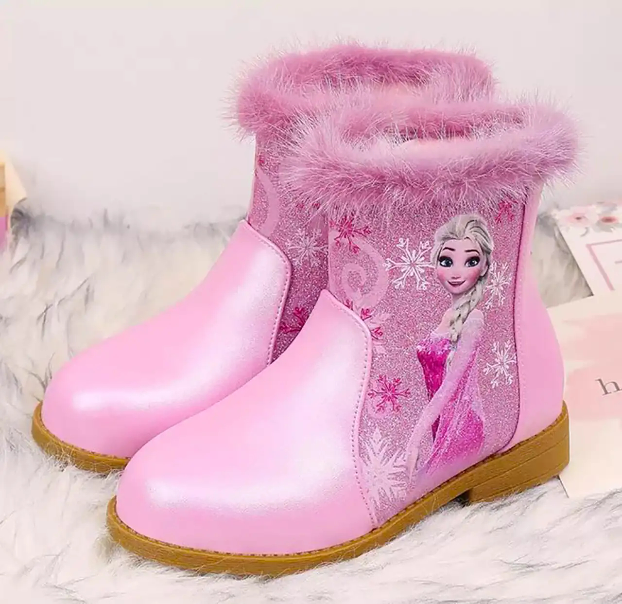 چکمه فانتزی بچگانه