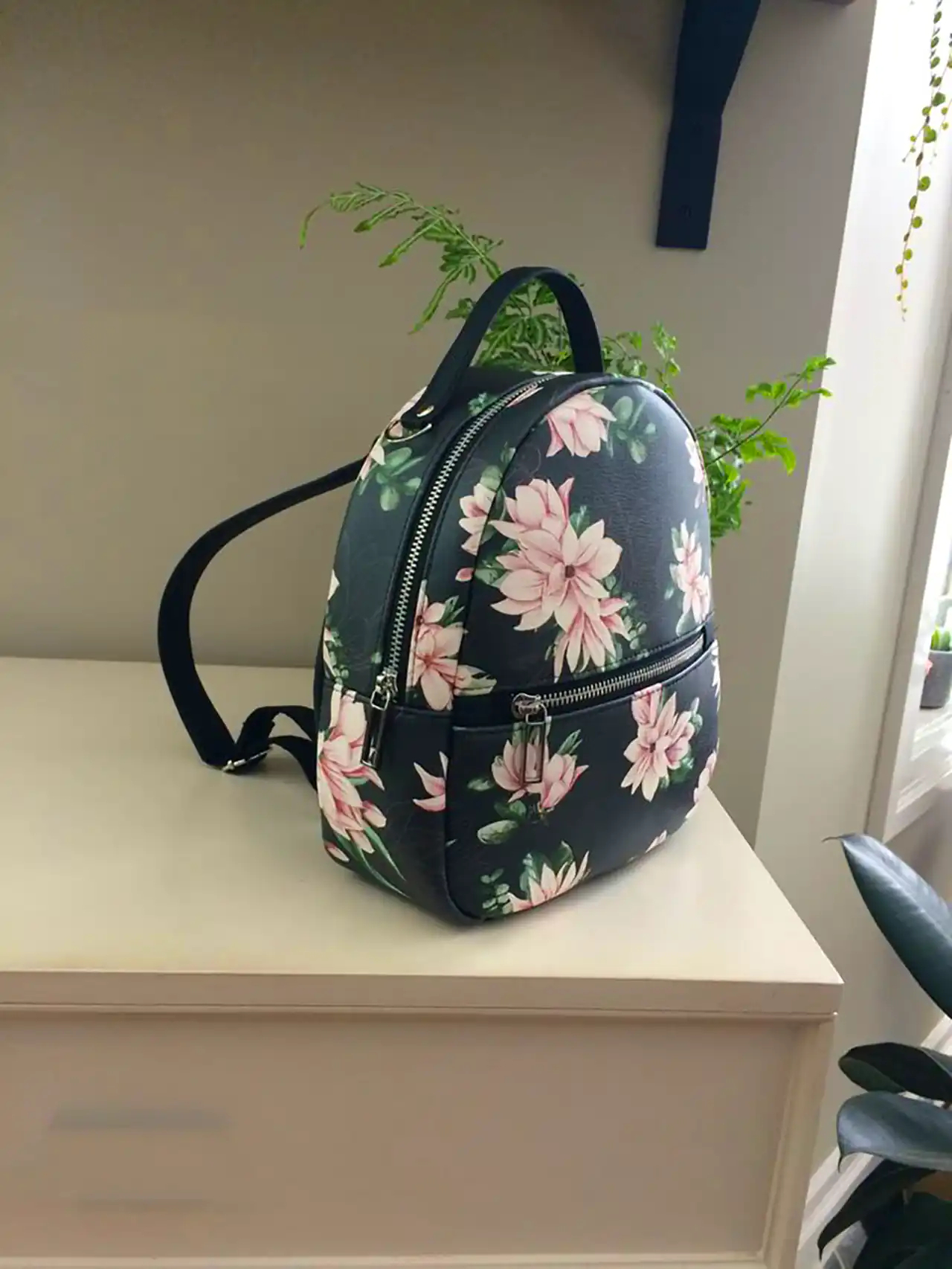 کوله پشتی مینیمال لوکس