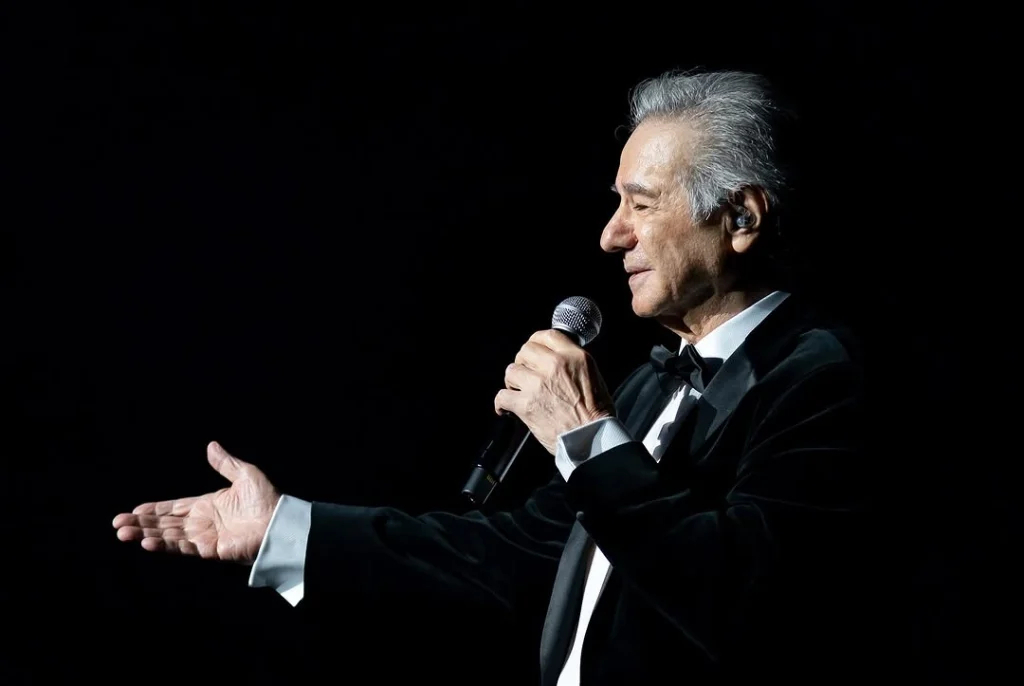 عارف خواننده