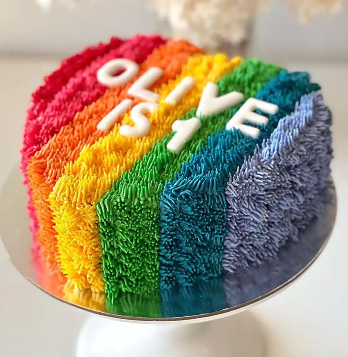 تزیین کیک تولد خانگی دخترانه
