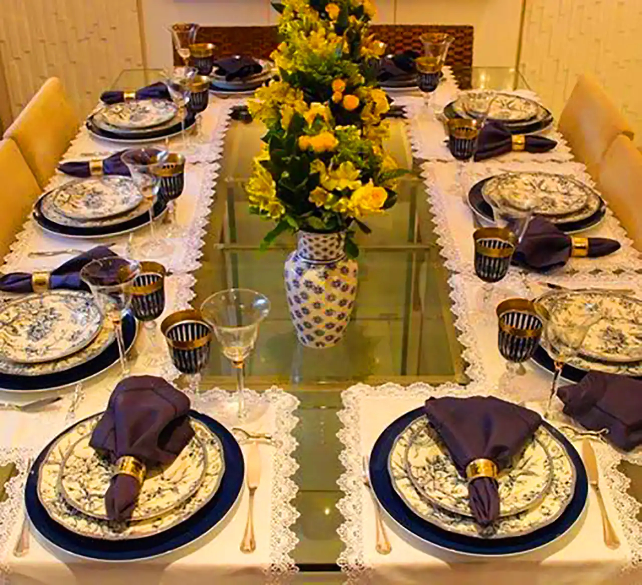 سرویس غذاخوری چینی برای جهیزیه