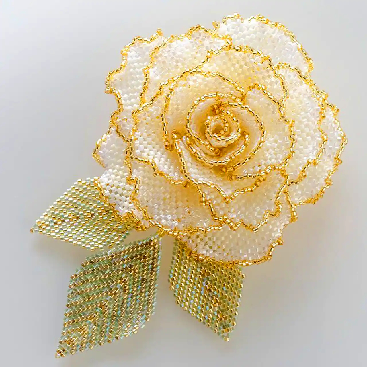 مدل گل تزئینی منجوق بافی