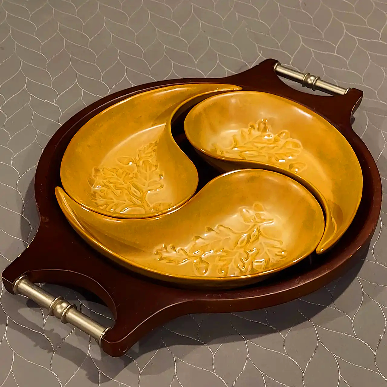 ظرف سفالی سرو تنقلات 